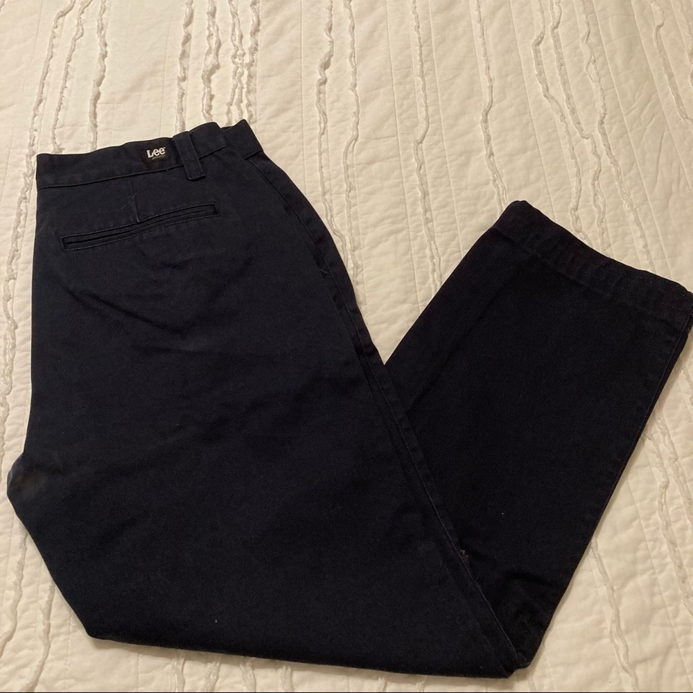 3/$20✨Navy Blue Lee Chinos 31x30
